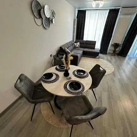 Saltysmiles Nord10 By Alezzi Apartmán Năvodari